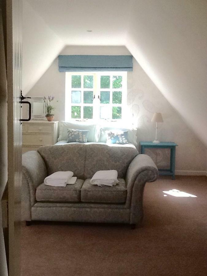 Gardeners Cottage Crudwell Εξωτερικό φωτογραφία